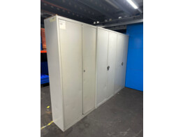 3 archiefkasten - 1950mm hoog x 920mm breed x 420mm diep